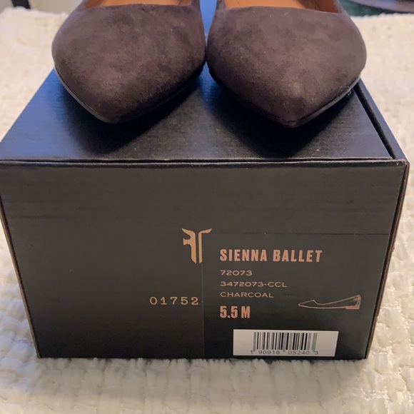 Frye Sienna Ballet Suede Flats New - Picture 5 of 8
